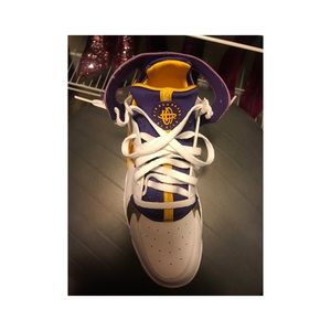 Nike Air Flight Huaraches Size 11